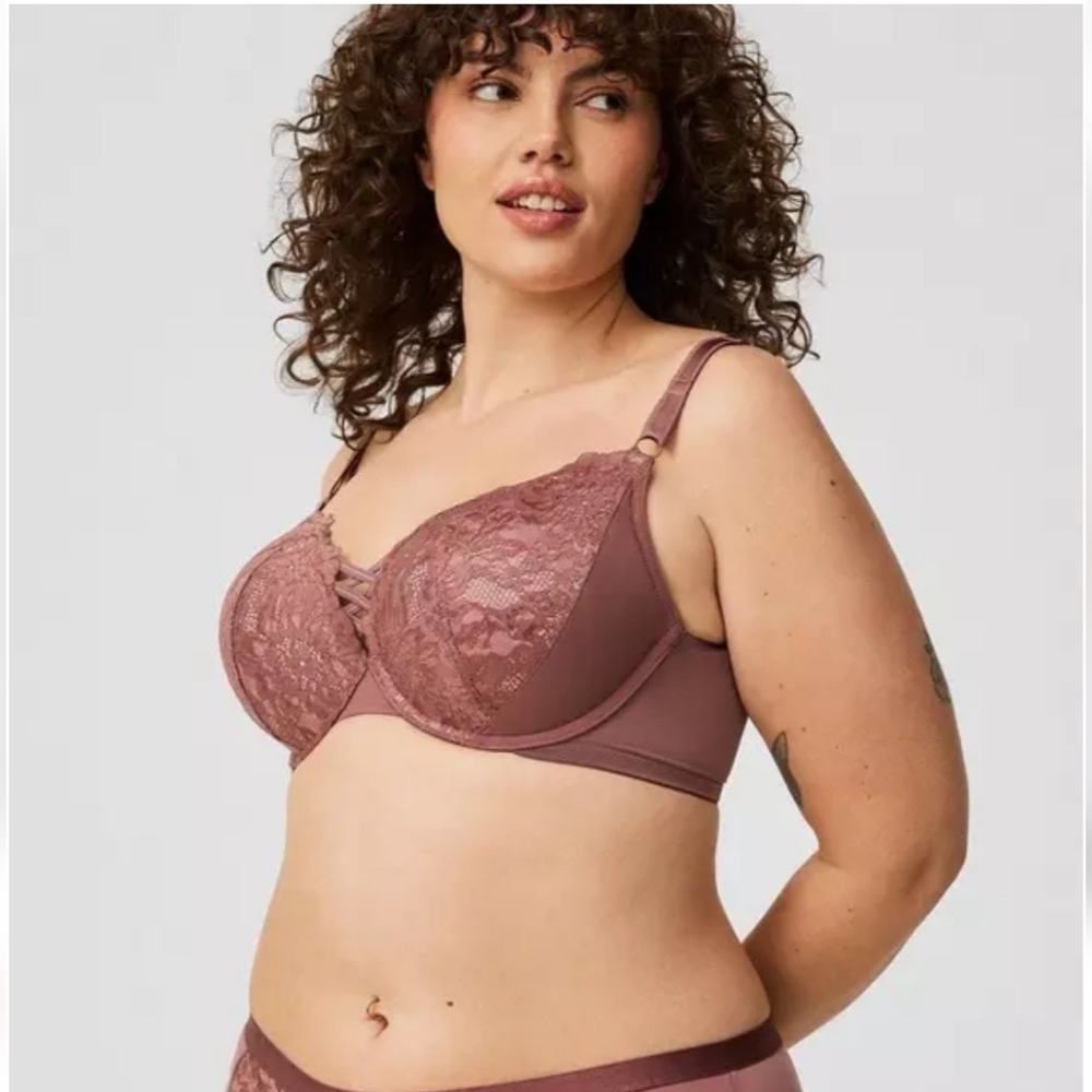💥Sale💥NWOT Torrid Rose Mauve Lace XO Plunge Pushup Bra - Picture 3 of 5